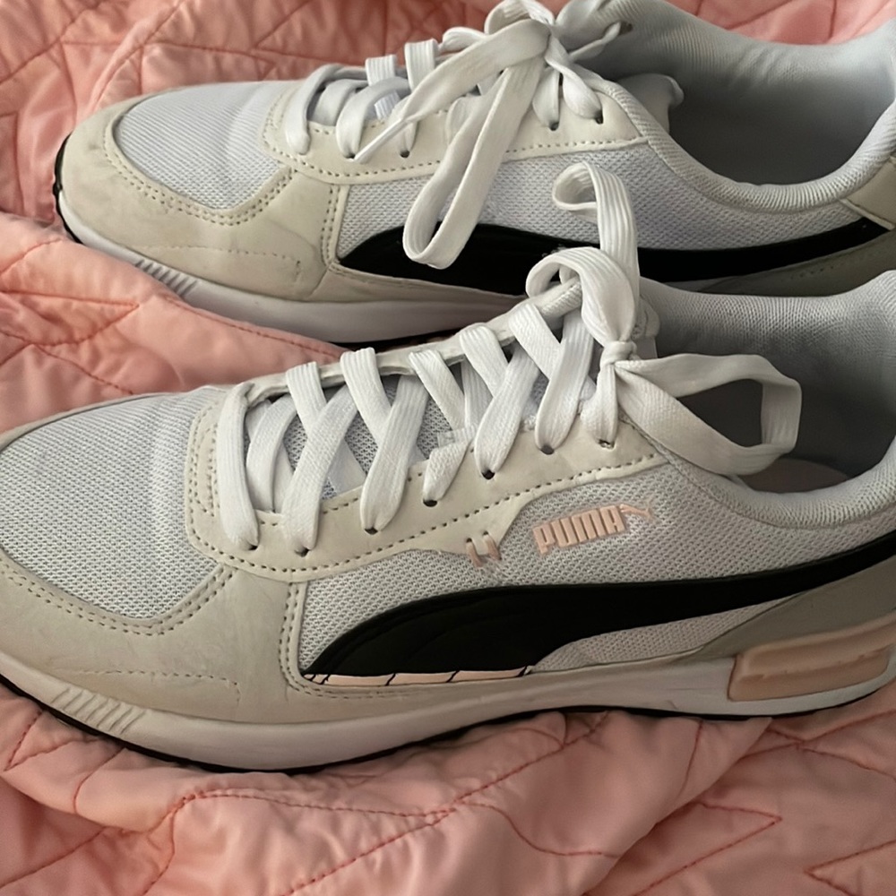 Fairly new Puma athletic sneakers